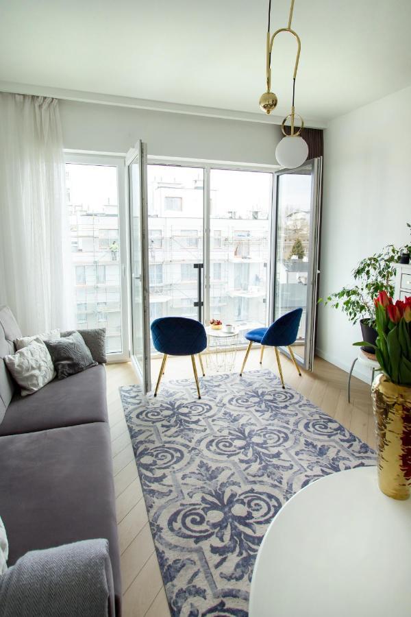 Nowy Apartment Przy Placu Szembeka Varşovia Exterior foto