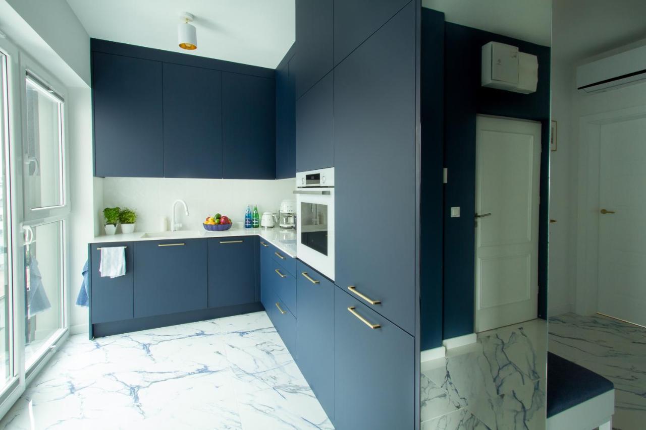 Nowy Apartment Przy Placu Szembeka Varşovia Exterior foto