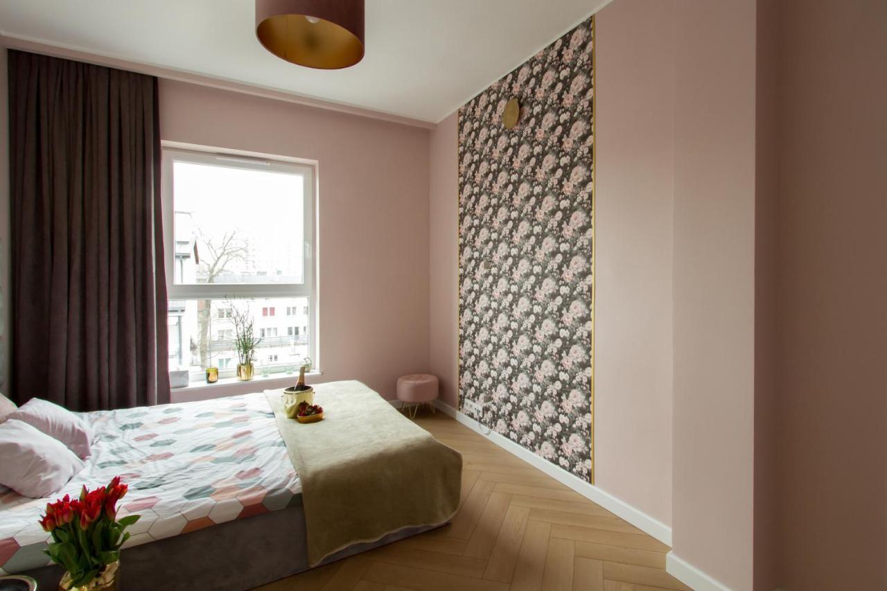 Nowy Apartment Przy Placu Szembeka Varşovia Exterior foto